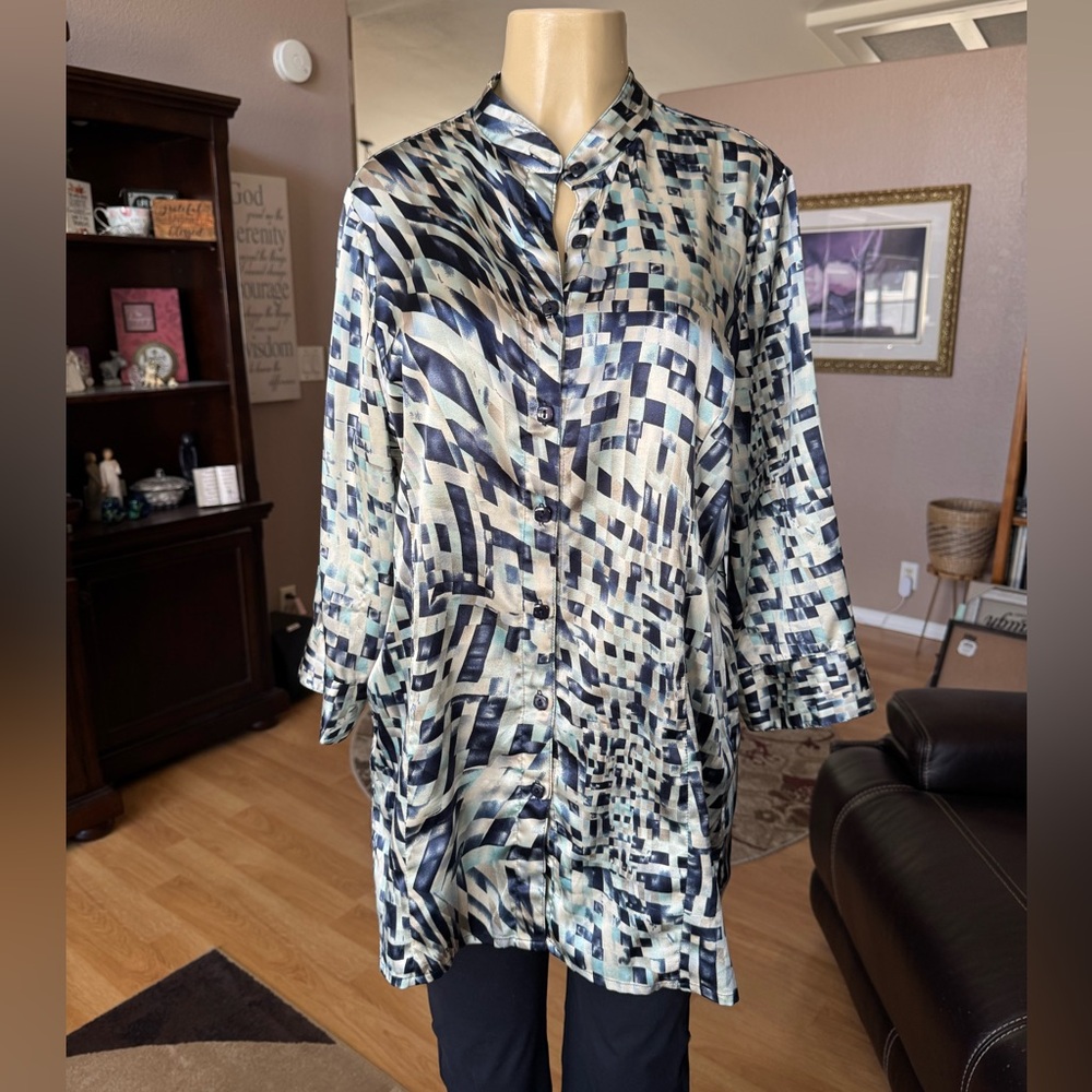 Madison Michelle black, green & beige silky long sleeve tunic-size L